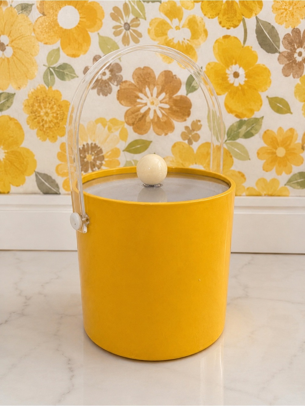 Pristine Vintage Kraftware MCM Yellow Vinyl Ice Bucket Lucite Handle